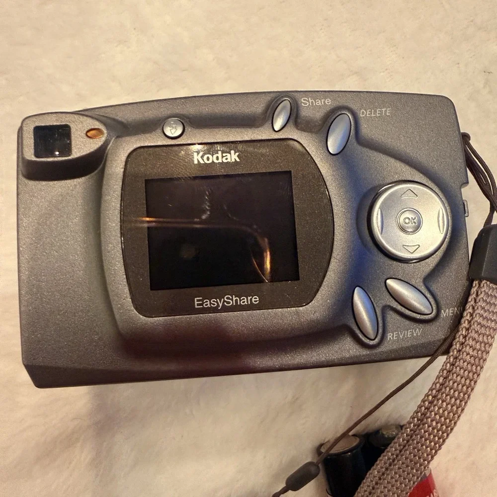 Kodak‎ EasyShare CX4300 3.2MP Compact Digital Camera Silver Tested READ